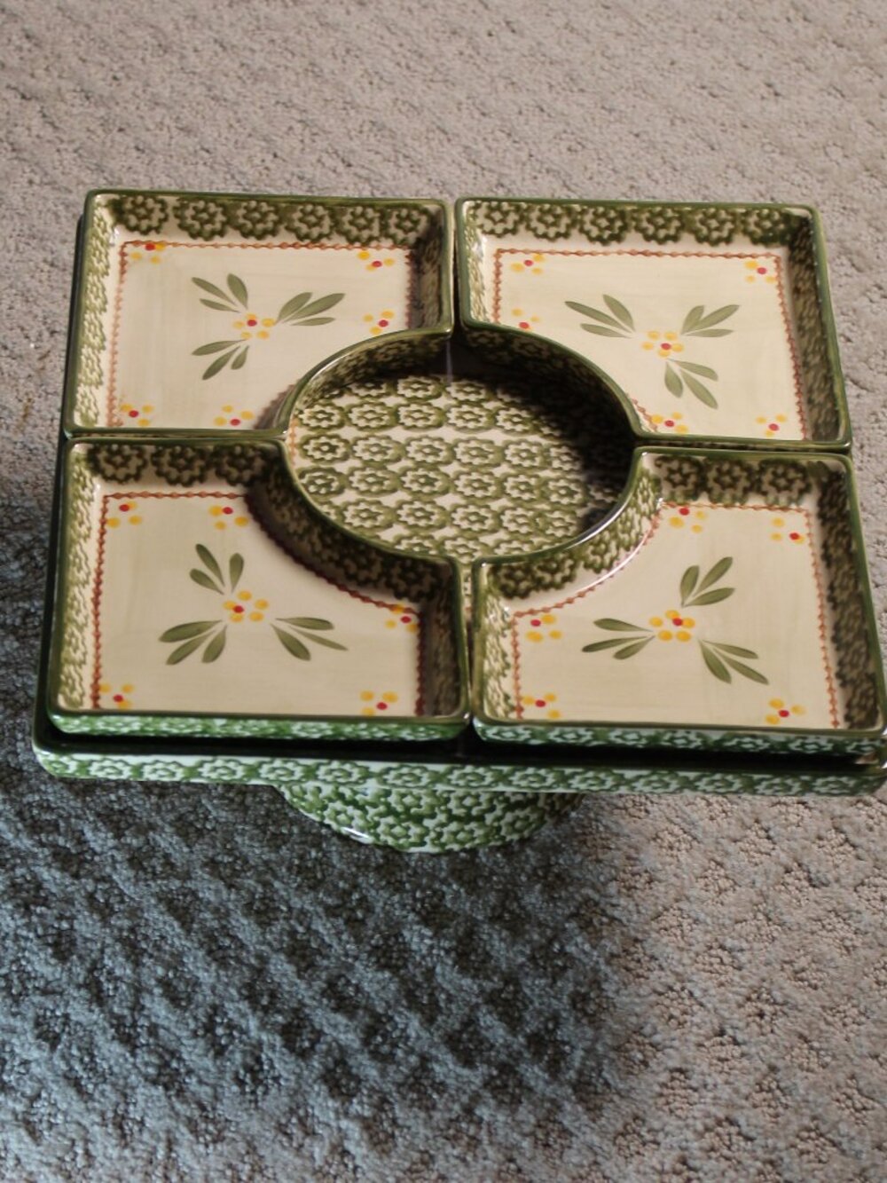 RARE! Temptations 5-Piece Condiment Tray on Pedestal & 4 Fitted Relish Dishes